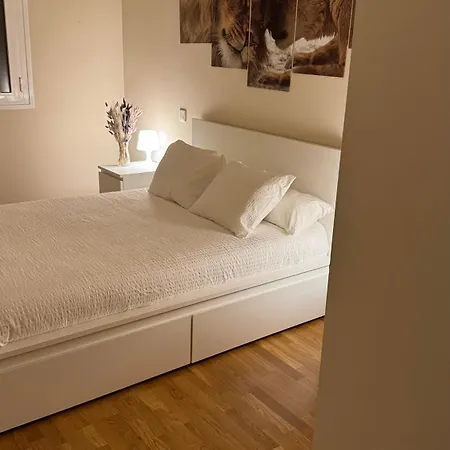 Apartamentos Suites Iscar Apartman *