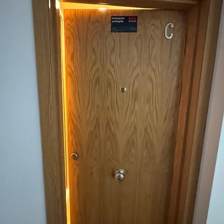 Apartamentos Suites Iscar *