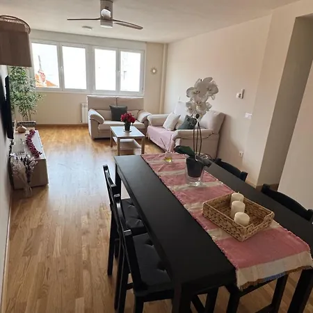 Apartamentos Suites Iscar * Iscar