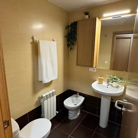 Apartamentos Suites Iscar Iscar