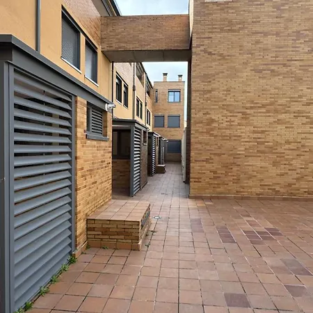 Apartamentos Suites Iscar Iscar