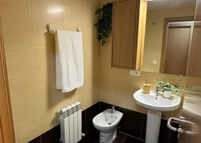 Apartamentos Suites Iscar Iscar