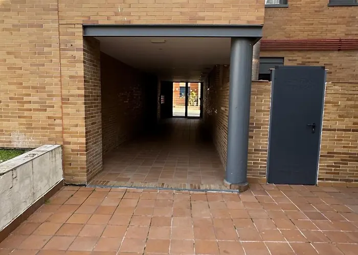 Apartamentos Suites Iscar Iscar